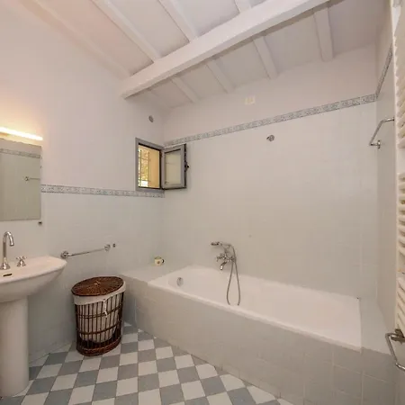 Prázdninový dům Beachfront Bungalow *